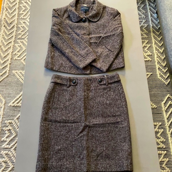 Banana Republic Jackets & Blazers - Banana Republic Two Piece Work Suit